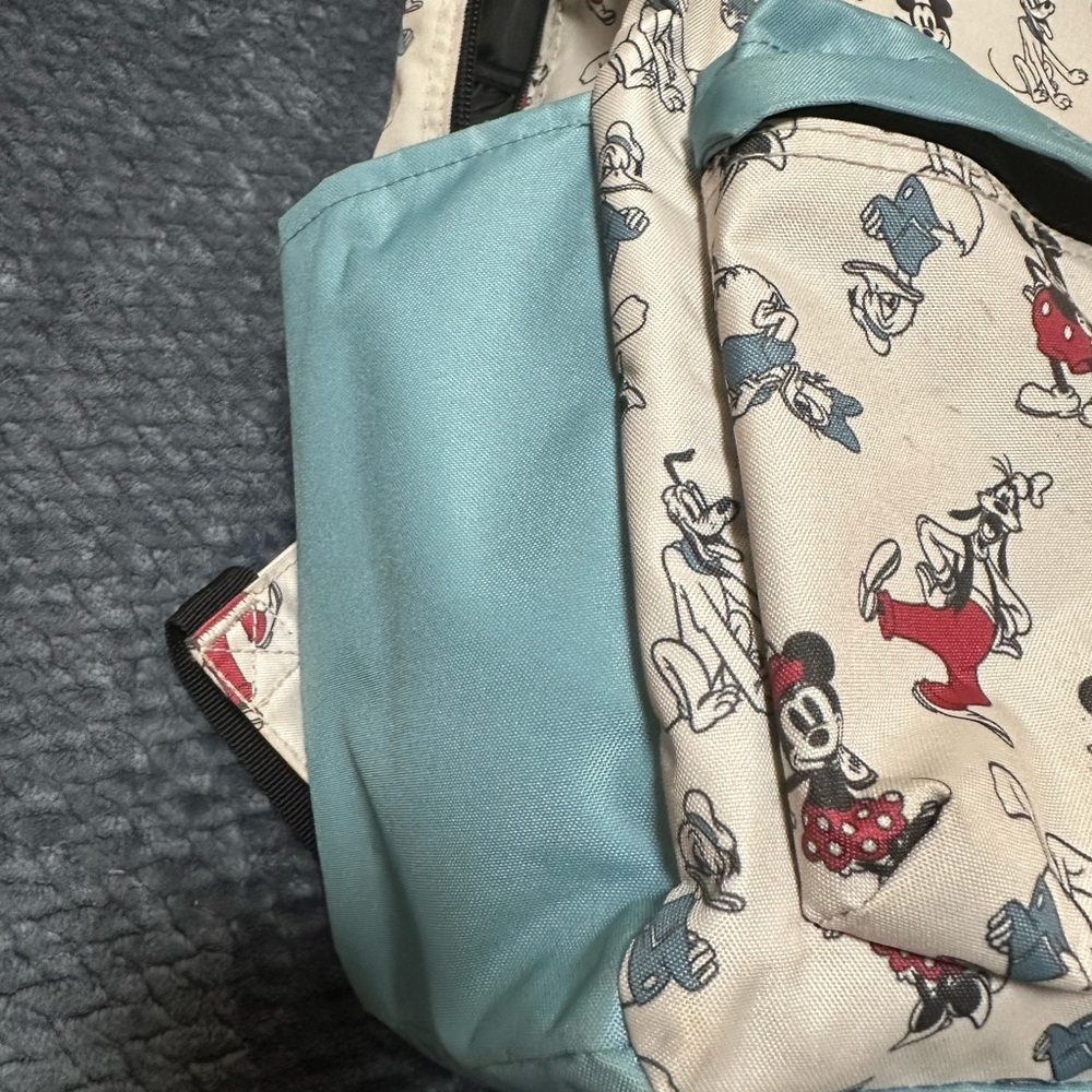 Disney backpack - Picture 4 of 4